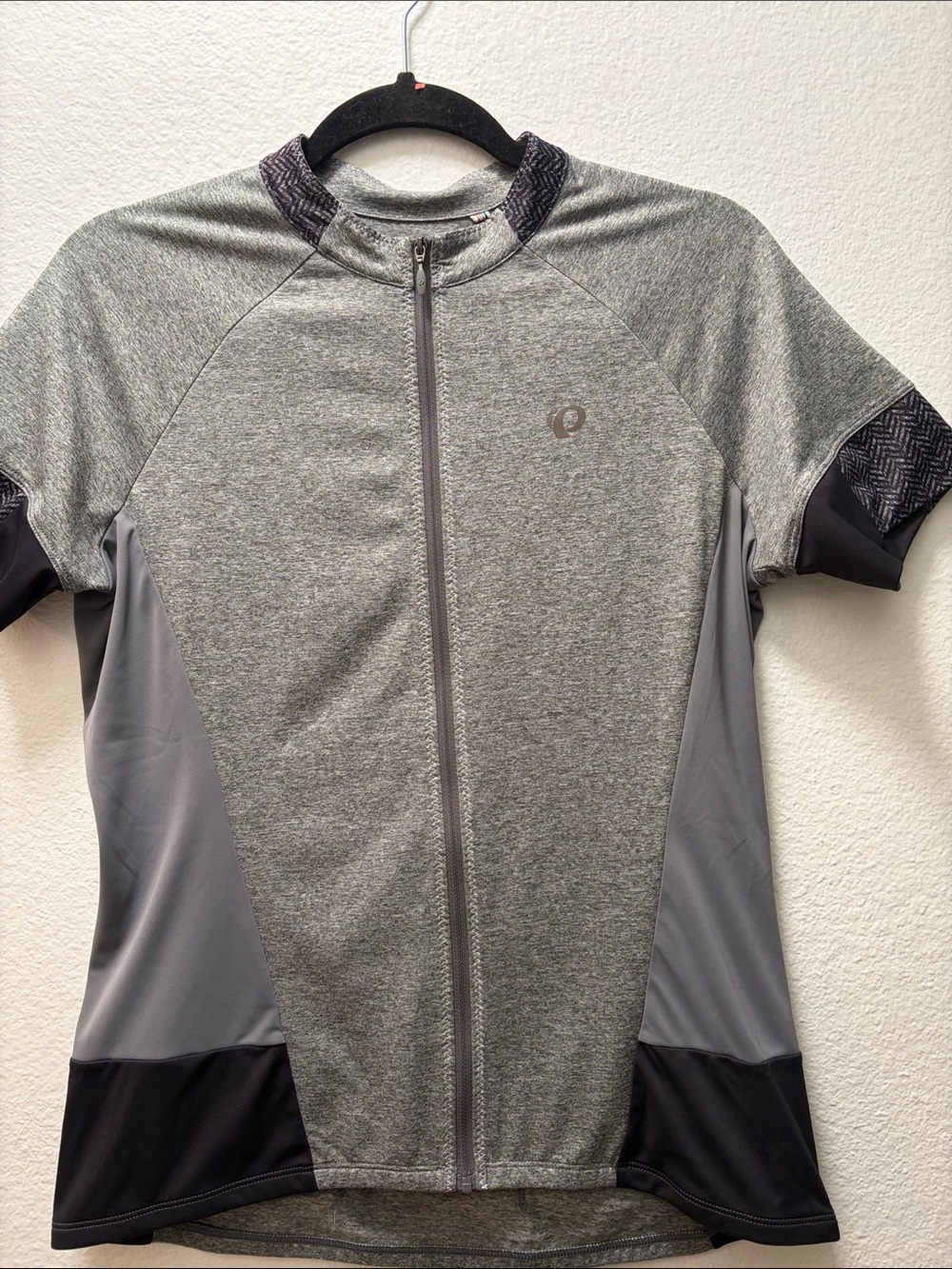 Pearl Izumi Ride Cycling top